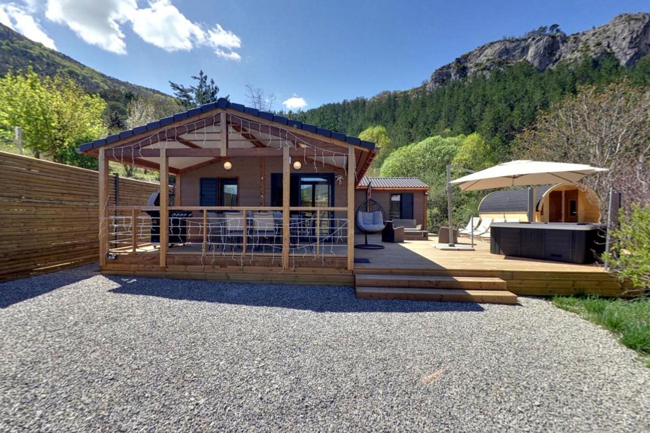 奥兰治王子露营酒店 Orpierre 外观 照片