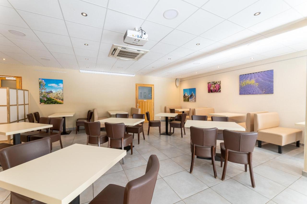 奥兰治王子露营酒店 Orpierre 外观 照片