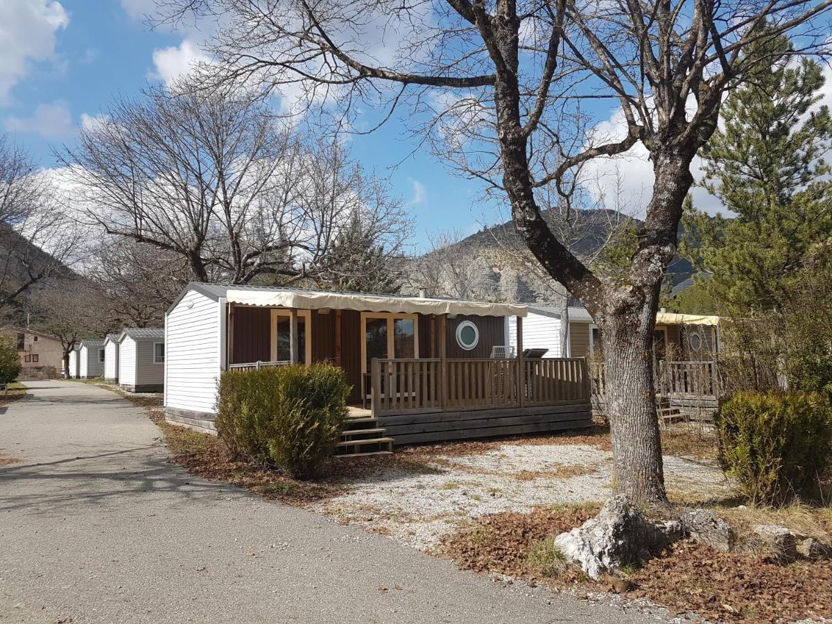 奥兰治王子露营酒店 Orpierre 外观 照片